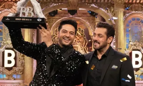 बिग बॉस 19 का ताज गौरव खन्ना के नाम बिग बॉस 19 का ताज गौरव खन्ना के नाम