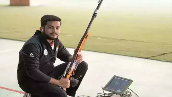 आईएसएसएफ वर्ल्ड कप फाइनल में ऐश्वर्य तोमर ने साधा सिल्वर पर निशाना आईएसएसएफ वर्ल्ड कप फाइनल में ऐश्वर्य तोमर ने साधा सिल्वर पर निशाना