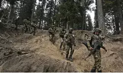 घुसपैठ के लिए पाक सेना के नए हथकंडे, एलओसी पर आग लगाकर बारूदी सुरंगें नष्ट करो, फिर आतंकियों को धकेलने का रास्ता बनाओ