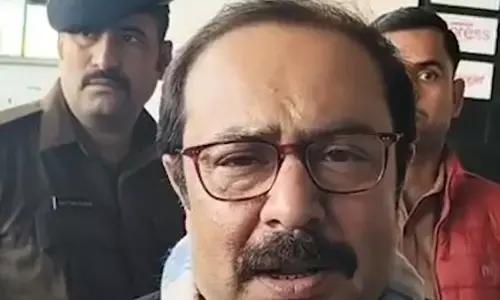 तेजस्वी यादव को बिहार चुनाव में मिली हार का लगा है सदमा : विवेक ठाकुर तेजस्वी यादव को बिहार चुनाव में मिली हार का लगा है सदमा : विवेक ठाकुर