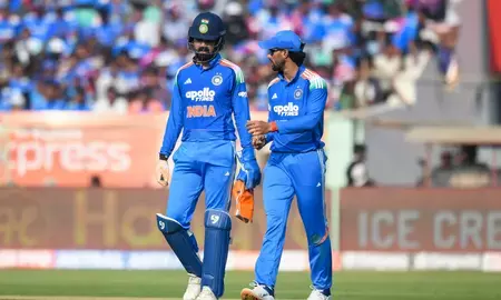 आईसीसी ने भारतीय टीम पर लगाया जुर्माना , जानें वजह? आईसीसी ने भारतीय टीम पर लगाया जुर्माना , जानें वजह?