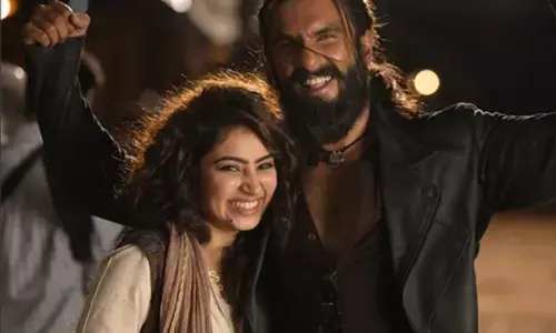 रणवीर सिंह की कला और इंसानियत की सारा अर्जुन मुरीद, कहा- मुझे आप पर बहुत गर्व है रणवीर सिंह की कला और इंसानियत की सारा अर्जुन मुरीद, कहा- मुझे आप पर बहुत गर्व है