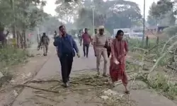 ओडिशा : मलकानगिरी में बिगड़ी कानून-व्यवस्था; इंटरनेट बंद, भारी फोर्स तैनात ओडिशा : मलकानगिरी में बिगड़ी कानून-व्यवस्था; इंटरनेट बंद, भारी फोर्स तैनात