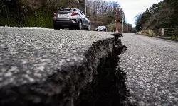 जापान में भूकंप के तेज झटके, 7.5 रही तीव्रता,  30 लोग घायल ;  अधिकारियों ने ऐसे ही बड़े झटकों की चेतावनी दी