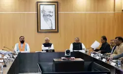 नीतीश कुमार ने नए साल के पहले सरकारी कर्मचारियों को दिया बड़ा तोहफा, महंगाई भत्ते में बढ़ोतरी के प्रस्ताव को दी मंजूरी नीतीश कुमार ने नए साल के पहले सरकारी कर्मचारियों को दिया बड़ा तोहफा, महंगाई भत्ते में बढ़ोतरी के प्रस्ताव को दी मंजूरी