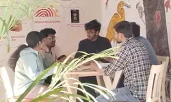 भारतीय डाक विभाग का नवाचार: आईआईटी गांधीनगर में जेन-जी आधारित डाकघर युवाओं को कर रहा आकर्षित भारतीय डाक विभाग का नवाचार: आईआईटी गांधीनगर में जेन-जी आधारित डाकघर युवाओं को कर रहा आकर्षित