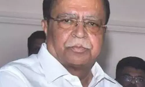 कांग्रेस में नेतृत्व पर मंथन, अंतिम फैसला हाईकमान लेगा: राजन्ना कांग्रेस में नेतृत्व पर मंथन, अंतिम फैसला हाईकमान लेगा: राजन्ना