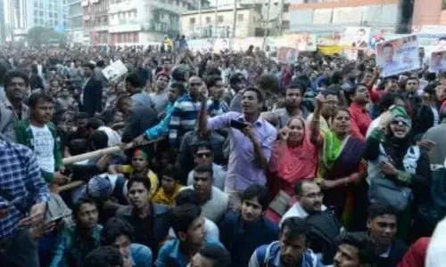 बांग्लादेश: बीएनपी ने जमात-ए-इस्लामी पर धर्म का कार्ड खेलने का आरोप लगाया बांग्लादेश: बीएनपी ने जमात-ए-इस्लामी पर धर्म का कार्ड खेलने का आरोप लगाया