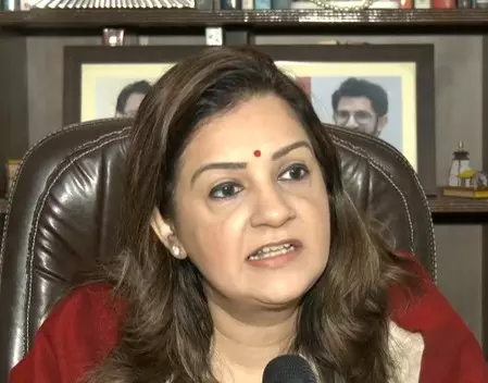 आज जनता इस सरकार से न्याय-जवाबदेही की नहीं कर सकती उम्मीद, यह राष्ट्रीय दुर्भाग्य की बात : प्रियंका चतुर्वेदी आज जनता इस सरकार से न्याय-जवाबदेही की नहीं कर सकती उम्मीद, यह राष्ट्रीय दुर्भाग्य की बात : प्रियंका चतुर्वेदी