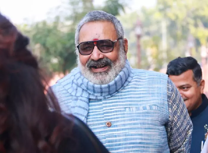 भारत पाकिस्तान या बांग्लादेश नहीं, जहां इस्लामिक कानून चलता हो : गिरिराज सिंह भारत पाकिस्तान या बांग्लादेश नहीं, जहां इस्लामिक कानून चलता हो : गिरिराज सिंह