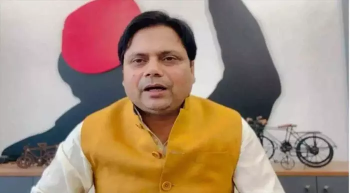 वंदे मातरम पर सियासी संग्राम, सपा का भाजपा पर बड़ा आरोप वंदे मातरम पर सियासी संग्राम, सपा का भाजपा पर बड़ा आरोप