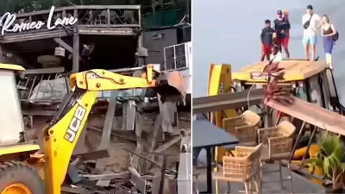 गोवा क्लब त्रासदी : 25 मौतों के बाद प्रशासन का बुलडोजर एक्शन गोवा क्लब त्रासदी : 25 मौतों के बाद प्रशासन का बुलडोजर एक्शन