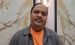 इंडिगो पर शिवसेना (यूबीटी) का वार: अपराधियों का साथ दे रहा है, यात्रियों को नहीं