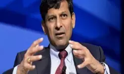 टैरिफ को लेकर भारत-अमेरिकी तनाव पर रघुराम राजन ने बताई मुख्य वजह टैरिफ को लेकर भारत-अमेरिकी तनाव पर रघुराम राजन ने बताई मुख्य वजह