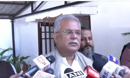 मतदाताओं के अधिकारों की चोरी नहीं डकैती हो रही है : कांग्रेस नेता भूपेश बघेल