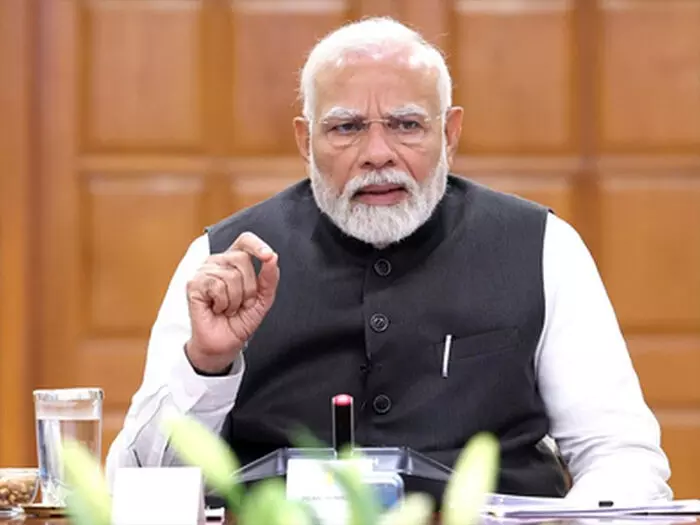 प्रधानमंत्री मोदी ने लोकसभा में अमित शाह के भाषण की प्रशंसा की, बोले- विपक्ष का झूठ किया उजागर प्रधानमंत्री मोदी ने लोकसभा में अमित शाह के भाषण की प्रशंसा की, बोले- विपक्ष का झूठ किया उजागर