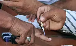 तेलंगाना पंचायत चुनाव का पहला चरण शुरू, 56 लाख से ज्यादा मतदाता करेंगे मतदान तेलंगाना पंचायत चुनाव का पहला चरण शुरू, 56 लाख से ज्यादा मतदाता करेंगे मतदान