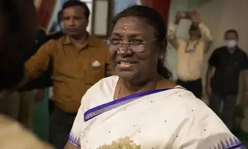 राष्ट्रपति मुर्मू का दो दिवसीय मणिपुर दौरा आज से शुरू राष्ट्रपति मुर्मू का दो दिवसीय मणिपुर दौरा आज से शुरू