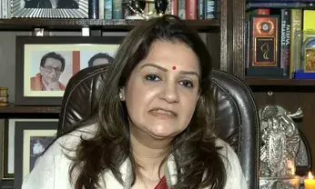 देश का लोकतंत्र हो या चुनाव प्रक्रिया, जब किसी तरह का हनन होगा तो इस पर सरकार की जवाबदेही बनती है : प्रियंका चतुर्वेदी देश का लोकतंत्र हो या चुनाव प्रक्रिया, जब किसी तरह का हनन होगा तो इस पर सरकार की जवाबदेही बनती है : प्रियंका चतुर्वेदी