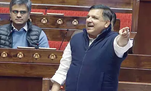 एसआईआर के मुद्दे पर सदन में गरजे संजय सिंह, कहा-मताधिकार से छेड़छाड़ सहन नहीं की जाएगी एसआईआर के मुद्दे पर सदन में गरजे संजय सिंह, कहा-मताधिकार से छेड़छाड़ सहन नहीं की जाएगी