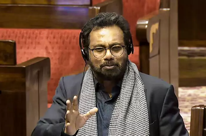 मोबिलिटी बिल में ‘खतरनाक क्लॉज’! जॉन ब्रिटास ने जयशंकर को भेजी कड़ी चिट्ठी मोबिलिटी बिल में ‘खतरनाक क्लॉज’! जॉन ब्रिटास ने जयशंकर को भेजी कड़ी चिट्ठी