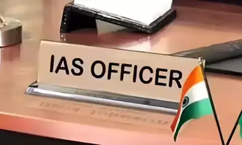 नए साल पर यूपी में बड़ा प्रशासनिक फेरबदल: 67 IAS अफसरों को प्रमोशन नए साल पर यूपी में बड़ा प्रशासनिक फेरबदल: 67 IAS अफसरों को प्रमोशन
