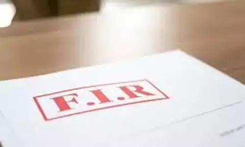 बरेली: मौलाना तौकीर रजा सहित 10 पर मुकदमा दर्ज, जमीन हड़पने और छेड़छाड़ के आरोप बरेली: मौलाना तौकीर रजा सहित 10 पर मुकदमा दर्ज, जमीन हड़पने और छेड़छाड़ के आरोप