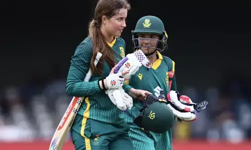 पहला वनडे: लुस-स्मिट की अटूट साझेदारी, साउथ अफ्रीकी महिलाओं ने आयरलैंड को 7 विकेट से रौंदा पहला वनडे: लुस-स्मिट की अटूट साझेदारी, साउथ अफ्रीकी महिलाओं ने आयरलैंड को 7 विकेट से रौंदा