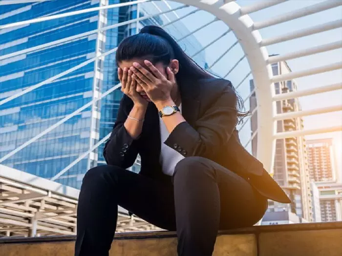 हार्मोन असंतुलन से डिप्रेशन : आयुर्वेद के आसान उपाय जो बदल देंगे आपका मूड हार्मोन असंतुलन से डिप्रेशन : आयुर्वेद के आसान उपाय जो बदल देंगे आपका मूड