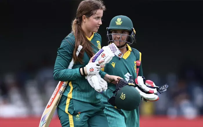 पहला वनडे: लुस-स्मिट की अटूट साझेदारी, साउथ अफ्रीकी महिलाओं ने आयरलैंड को 7 विकेट से रौंदा पहला वनडे: लुस-स्मिट की अटूट साझेदारी, साउथ अफ्रीकी महिलाओं ने आयरलैंड को 7 विकेट से रौंदा