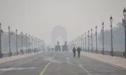 दफ्तरों में वर्क फ्रॉम होम, स्कूलों में ऑनलाइन क्लास! जानें- बढ़ते प्रदूषण में GRAP-4 की कौन-सी पाबंदियां लागू होगी दफ्तरों में वर्क फ्रॉम होम, स्कूलों में ऑनलाइन क्लास! जानें- बढ़ते प्रदूषण में GRAP-4 की कौन-सी पाबंदियां लागू होगी