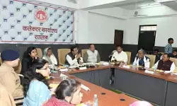 बीजेपी नेता विजय शाह का एक और विवादित बयान, जो लाडली बहनें मुख्यमंत्री का सम्मान नहीं करेंगी, उनकी जांच कराएंगे बीजेपी नेता विजय शाह का एक और विवादित बयान, जो लाडली बहनें मुख्यमंत्री का सम्मान नहीं करेंगी, उनकी जांच कराएंगे