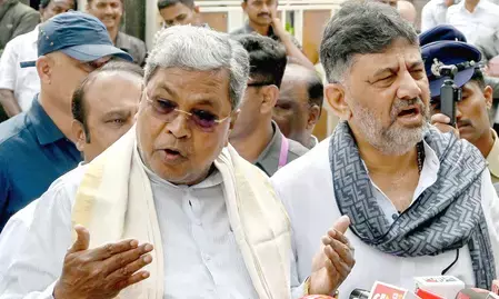 वोट-चोर गद्दी छोड़ महारैली : दिल्ली के रामलीला मैदान में कांग्रेस का प्रदर्शन, कर्नाटक के सभी विधायक होंगे शामिल वोट-चोर गद्दी छोड़ महारैली : दिल्ली के रामलीला मैदान में कांग्रेस का प्रदर्शन, कर्नाटक के सभी विधायक होंगे शामिल