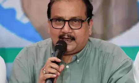 राजद सांसद मनोज झा ने कांग्रेस के वोट चोरी के आरोपों का किया समर्थन, बोले- रैली के बाद इस मुद्दे को और गंभीरता से उठाया जाएगा राजद सांसद मनोज झा ने कांग्रेस के वोट चोरी के आरोपों का किया समर्थन, बोले- रैली के बाद इस मुद्दे को और गंभीरता से उठाया जाएगा