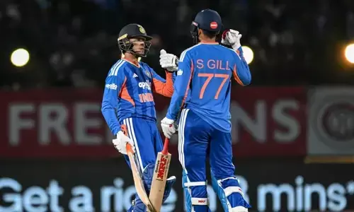 भारत ने साउथ अफ्रीका को 7 विकेट से रौंदा, सीरीज में 2-1 की बढ़त भारत ने साउथ अफ्रीका को 7 विकेट से रौंदा, सीरीज में 2-1 की बढ़त