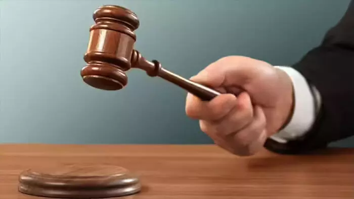 राष्ट्रीय लोक अदालत में 27 साल पुराने मामले का हुआ निपटारा, 1998 से चल रहा था मुकदमा राष्ट्रीय लोक अदालत में 27 साल पुराने मामले का हुआ निपटारा, 1998 से चल रहा था मुकदमा