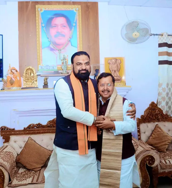 भाजपा के राष्ट्रीय कार्यकारी अध्यक्ष बने नितिन नबीन, नेताओं ने दी बधाई भाजपा के राष्ट्रीय कार्यकारी अध्यक्ष बने नितिन नबीन, नेताओं ने दी बधाई