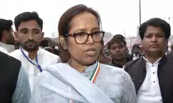 चुनाव आयोग पर आरोप की जांच के बजाय भाजपा उसके पीछे खड़ी है : कांग्रेस