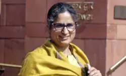 महात्मा गांधी के नाम को लोगों के दिलों से हटाने की कोशिश कर रही सरकार : रंजीता रंजन