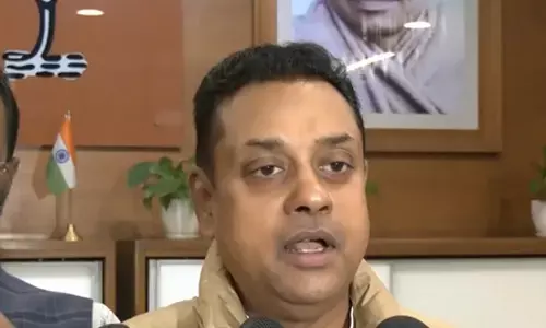 राहुल-प्रियंका के आरोपों पर संबित पात्रा का पलटवार, चुनाव आयोग पर तंज को भी बताया अनुचित राहुल-प्रियंका के आरोपों पर संबित पात्रा का पलटवार, चुनाव आयोग पर तंज को भी बताया अनुचित