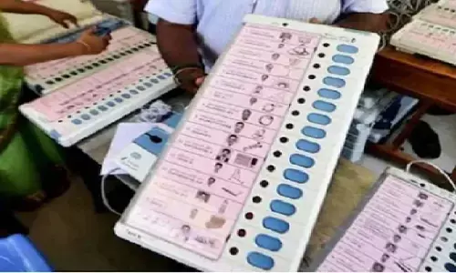 2026 बंगाल विधानसभा चुनाव से पहले EVM जांच को लेकर 5 नोडल अधिकारी नियुक्त 2026 बंगाल विधानसभा चुनाव से पहले EVM जांच को लेकर 5 नोडल अधिकारी नियुक्त