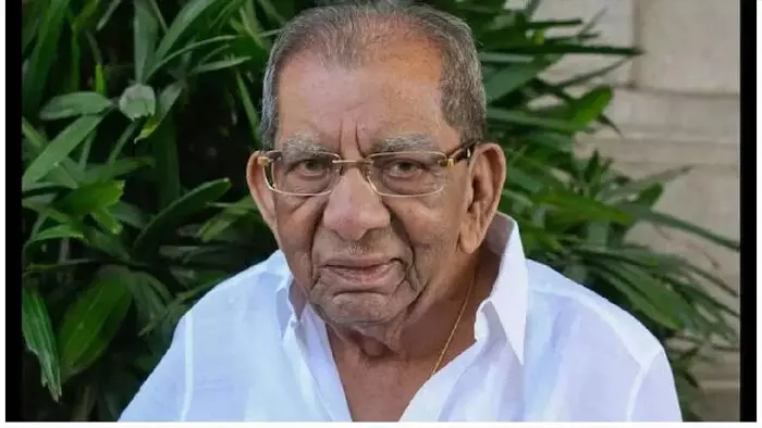 कर्नाटक कांग्रेस के वरिष्ठ नेता शमनूर शिवशंकरप्पा का निधन, सीएम-डिप्टी सीएम ने जताया दुख कर्नाटक कांग्रेस के वरिष्ठ नेता शमनूर शिवशंकरप्पा का निधन, सीएम-डिप्टी सीएम ने जताया दुख