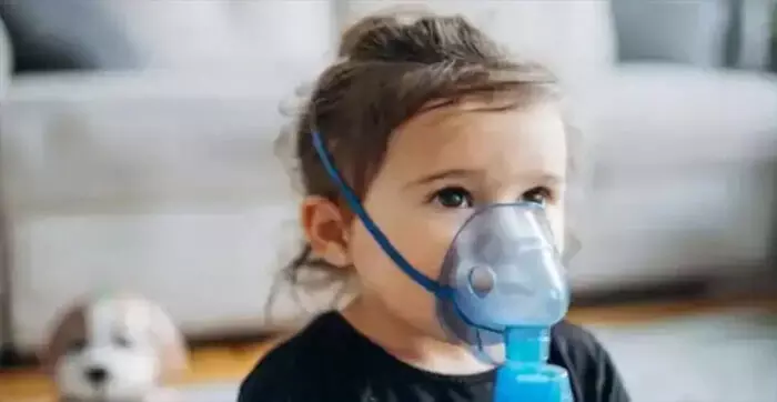 बच्चों में सीने में जकड़न और खांसी से परेशानी, अपनाएं आयुर्वेद के कारगर उपाय बच्चों में सीने में जकड़न और खांसी से परेशानी, अपनाएं आयुर्वेद के कारगर उपाय