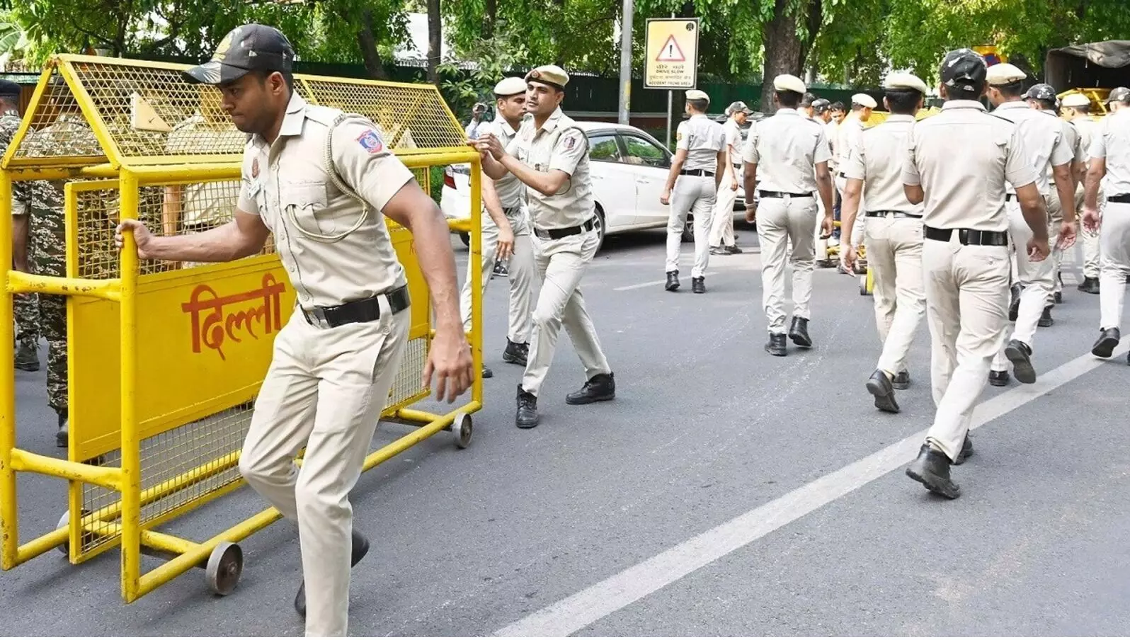 दिल्ली पुलिस ने लियोनेल मेस्सी के दौरे के मद्देनजर यातायात परामर्श किया जारी, अरुण जेटली स्टेडियम में होगा कार्यक्रम दिल्ली पुलिस ने लियोनेल मेस्सी के दौरे के मद्देनजर यातायात परामर्श किया जारी, अरुण जेटली स्टेडियम में होगा कार्यक्रम