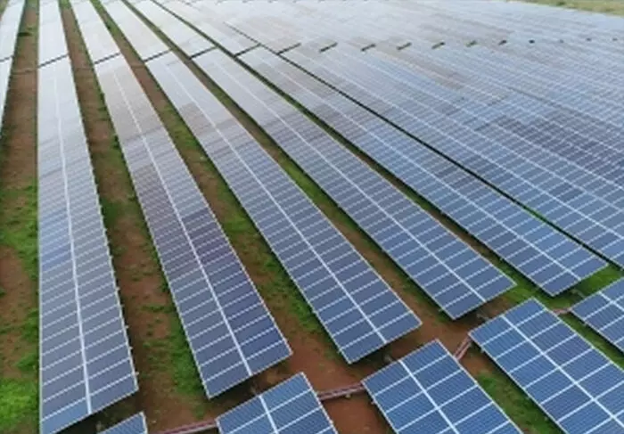 बैटरी स्टोरेज की लागत में बड़ी गिरावट, दो साल में 10.18 रुपए प्रति यूनिट से घटकर 2.1 रुपए हुई : केंद्र बैटरी स्टोरेज की लागत में बड़ी गिरावट, दो साल में 10.18 रुपए प्रति यूनिट से घटकर 2.1 रुपए हुई : केंद्र