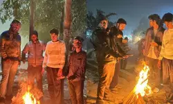 ग्रेटर नोएडा में कड़ाके की ठंड से राहत, 19 प्रमुख स्थानों पर अलाव की व्यवस्था ग्रेटर नोएडा में कड़ाके की ठंड से राहत, 19 प्रमुख स्थानों पर अलाव की व्यवस्था