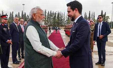 पीएम मोदी जॉर्डन यात्रा : दोनों देशों के आर्थिक रिश्तों को मिली मजबूती, इन 5 महत्वपूर्ण समझौतों पर हुए हस्ताक्षर