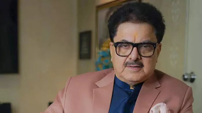 3 बड़े इवेंट्स और शानदार व्यवस्था, अशोक पंडित ने मुंबई पुलिस का आभार जताया 3 बड़े इवेंट्स और शानदार व्यवस्था, अशोक पंडित ने मुंबई पुलिस का आभार जताया