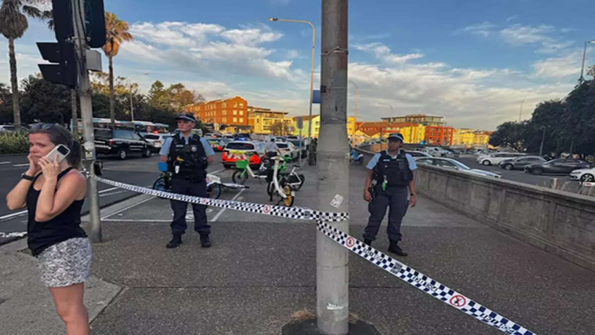 भारतीय पासपोर्ट पर मनीला गए थे हमलावर पिता-पुत्र, बॉन्डी बीच हमले पर फिलीपींस का दावा भारतीय पासपोर्ट पर मनीला गए थे हमलावर पिता-पुत्र, बॉन्डी बीच हमले पर फिलीपींस का दावा