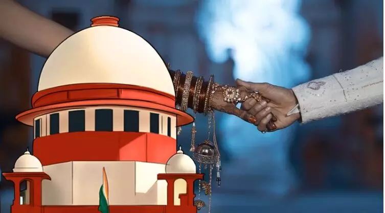 लव जिहाद और अनैतिक धर्मांतरण कानूनों के खिलाफ दाखिल याचिका पर सुप्रीम कोर्ट का सभी राज्यों को नोटिस , तीन हफ्तों के अंदर देना होगा जवाब लव जिहाद और अनैतिक धर्मांतरण कानूनों के खिलाफ दाखिल याचिका पर सुप्रीम कोर्ट का सभी राज्यों को नोटिस , तीन हफ्तों के अंदर देना होगा जवाब